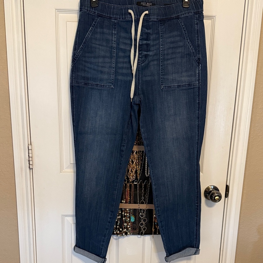 Judy Blue Indigo Denim Pull-on style Joggers. Size 15/32. Worn once.